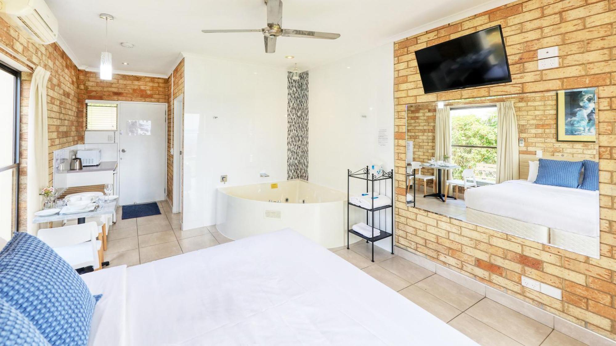 Maleny Views Motel Экстерьер фото