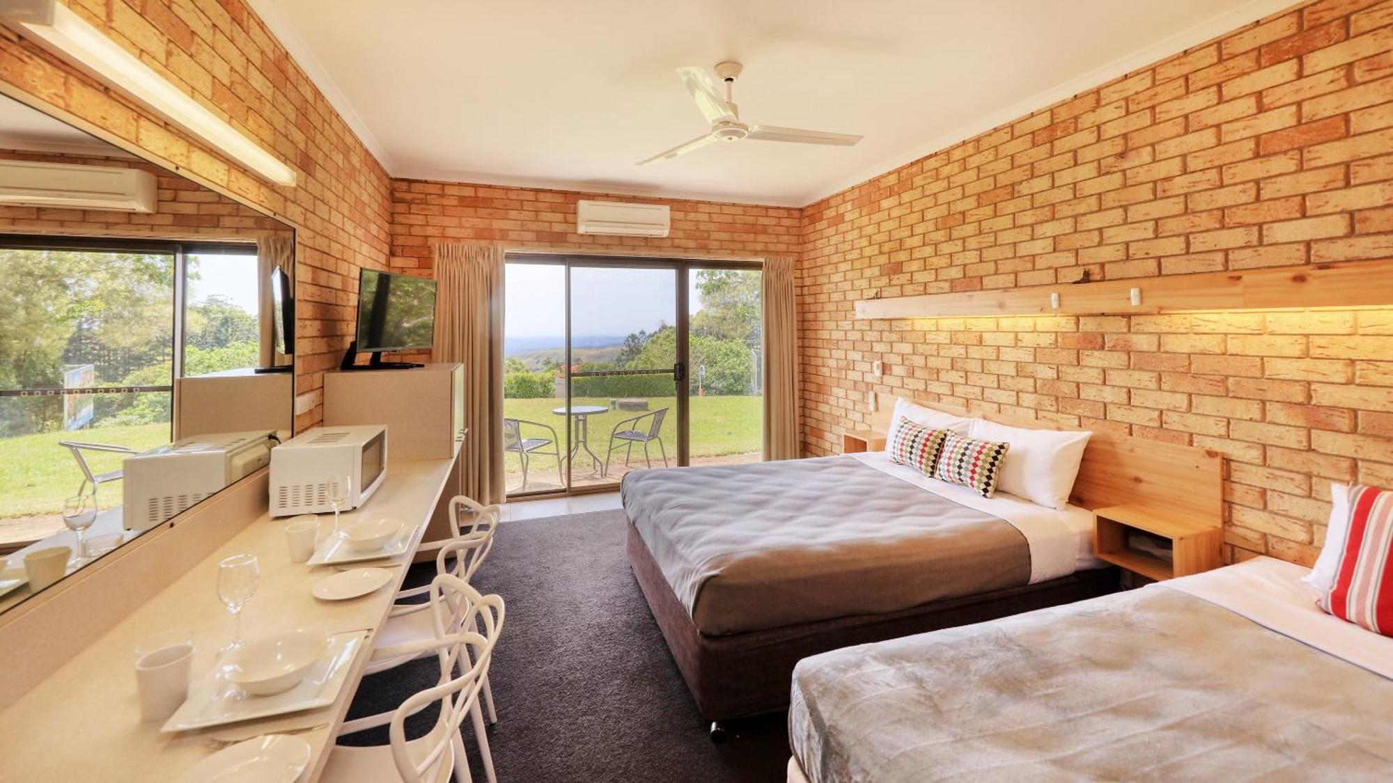 Maleny Views Motel Экстерьер фото