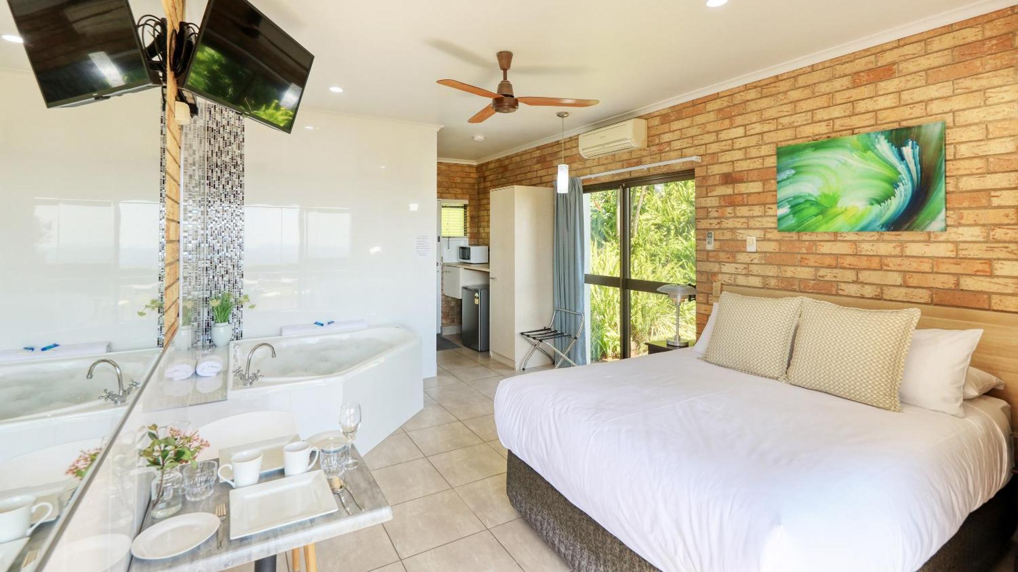 Maleny Views Motel Экстерьер фото