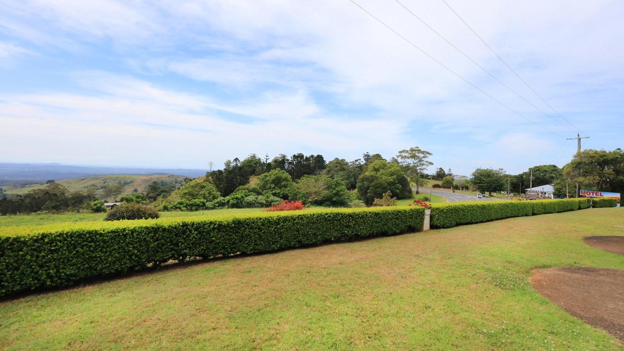 Maleny Views Motel Экстерьер фото